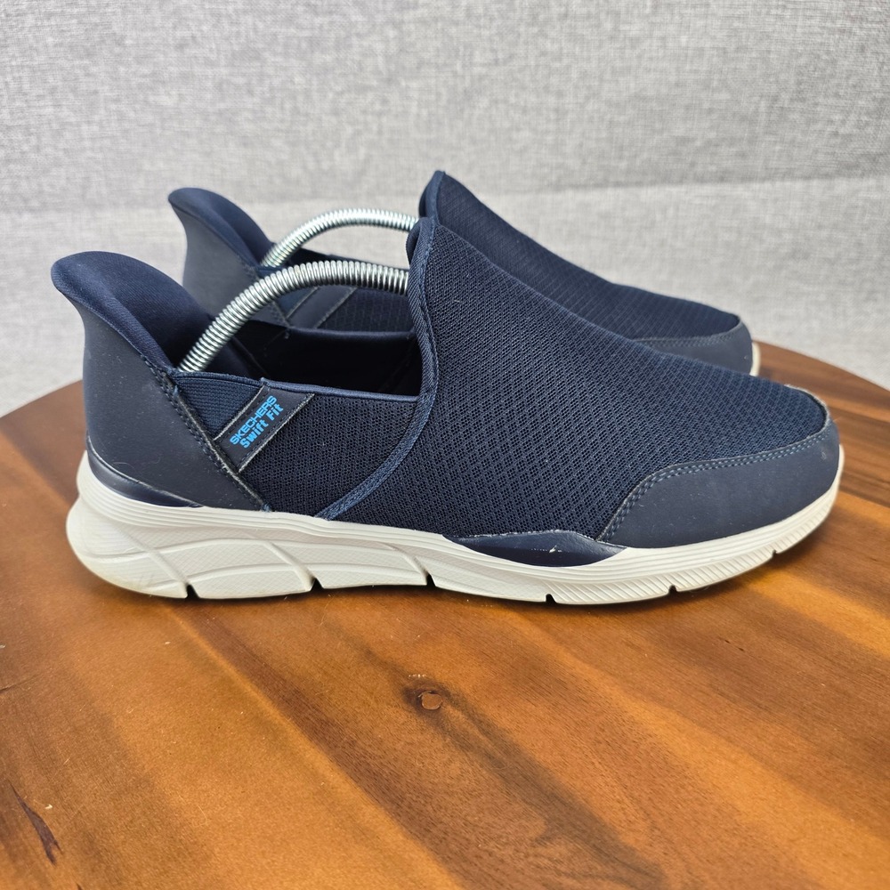 Skechers Swift Fit Mens Navy Blue Slip On‎ Sneakers 16997S Size 10